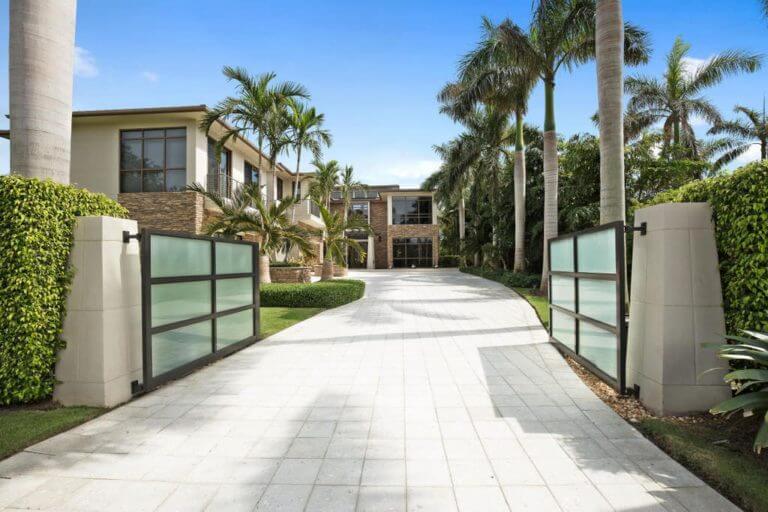 PHOTOS: Rory McIlroy’s $12.9 Million Palm Beach Crib For Sale